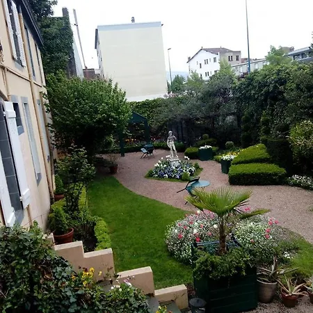 Bed & Breakfast Propriete Charbaymond Clermont-Ferrand