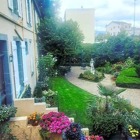 Propriete Charbaymond Oda ve Kahvaltı Clermont-Ferrand